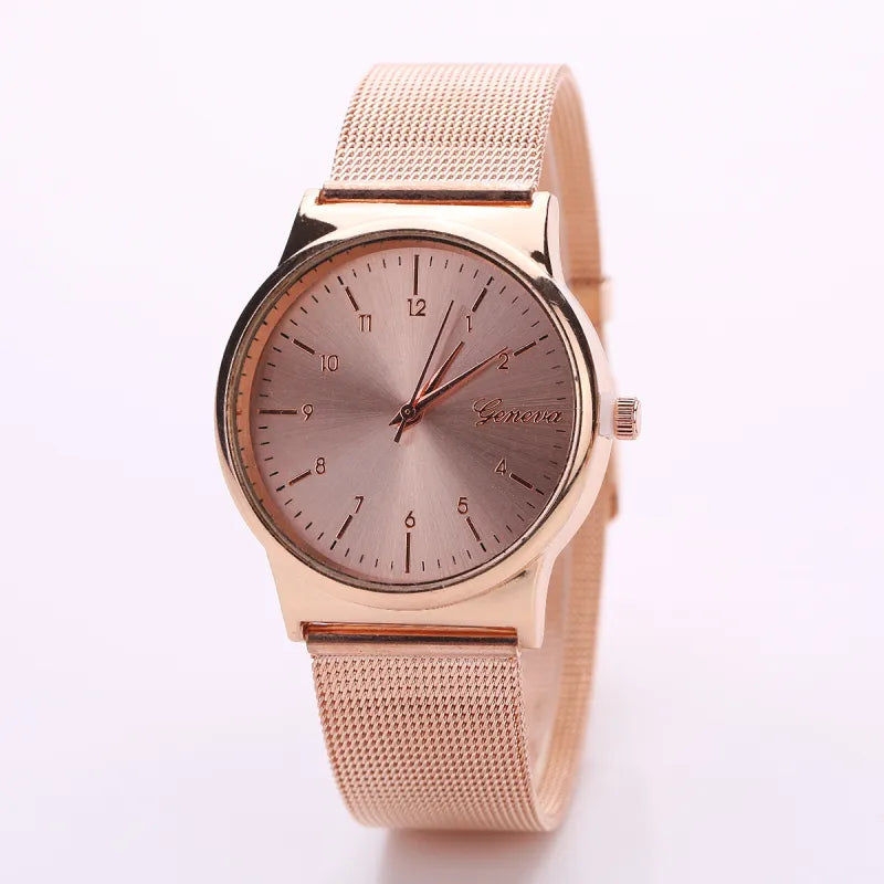 Luxury Gold Menβs Sports Watch with Large Dial β Outdoor Military Inspired Design