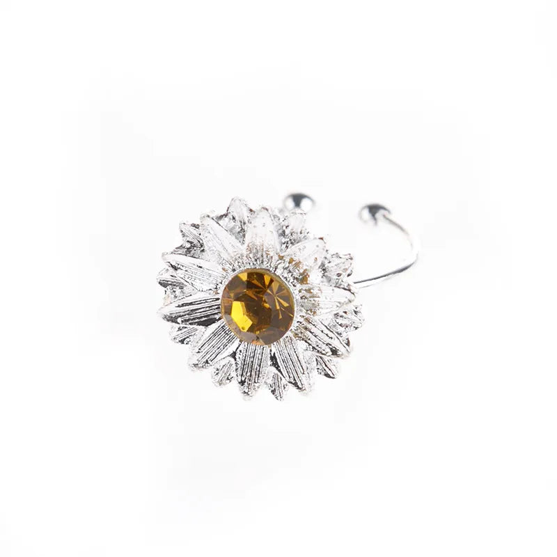 Vintage Daisy Flower Adjustable Ring