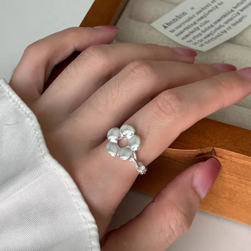 Vintage Hollow Five Petal Flower Ring