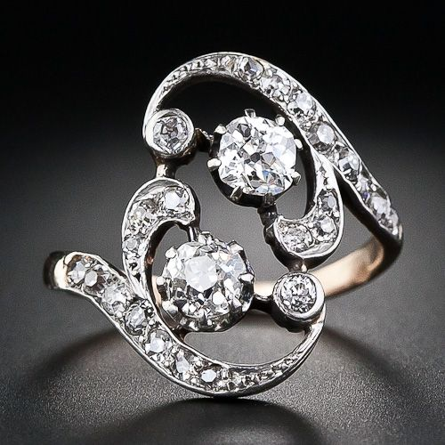 Vintage Wavy Zirconia Ring-Lydieannejewelry