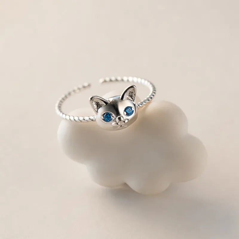 Vintage Cat Twist Wreath Ring