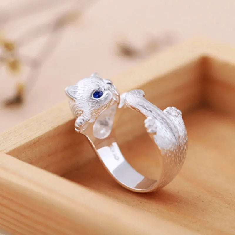 Vintage Blue-Eyed Cat Open Ring