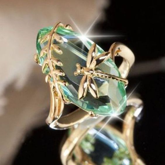 Vintage Oval Green Glass Ring-Lydieannejewelry