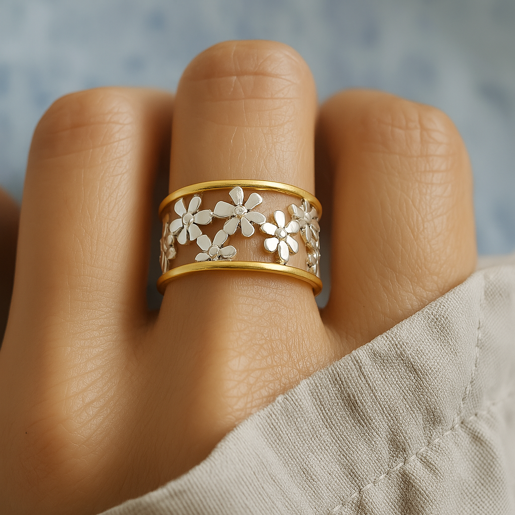 Irregular Hollow Daisy Ring
