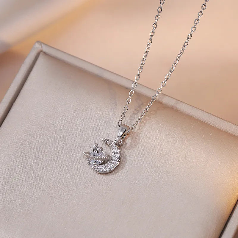 Vintage Star & Moon Zircon Necklace