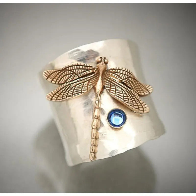 Vintage Carved Blue gem Dragonfly Ring