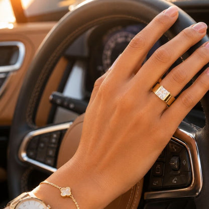 Vintage Gold Crystal Ring