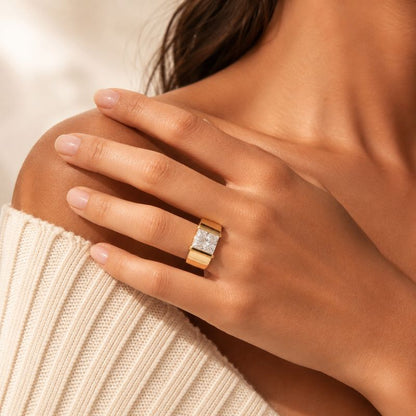Vintage Gold Crystal Ring