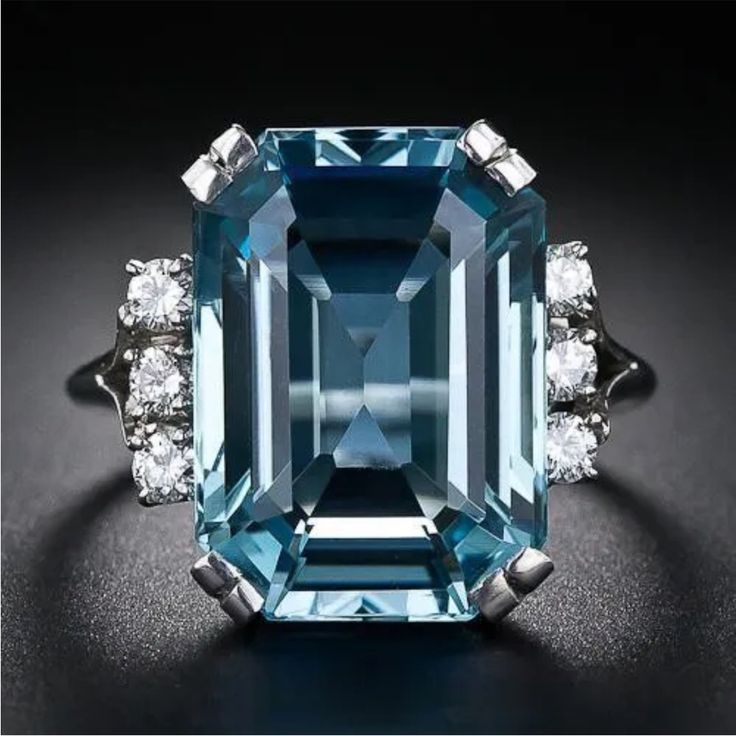 Vintage Blue Cubic Zirconia Silver Ring-Lydieannejewelry