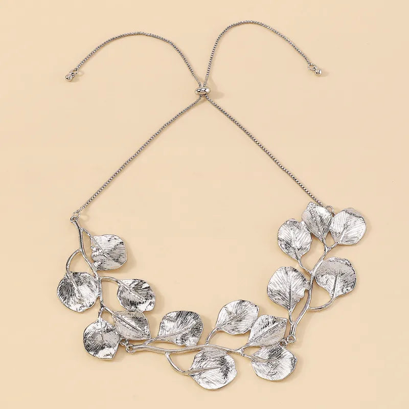 Vintage Leaf Choker Necklace