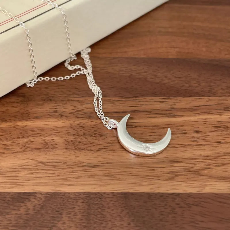 Vintage  Moon Single Diamond Necklace