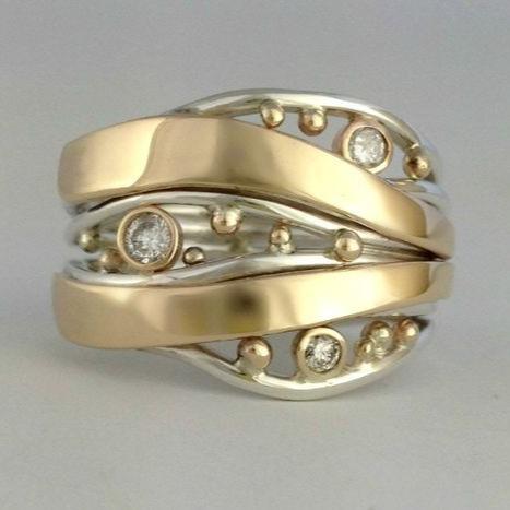 Vintage Wavy Gold Zirconia Ring-Lydieannejewelry