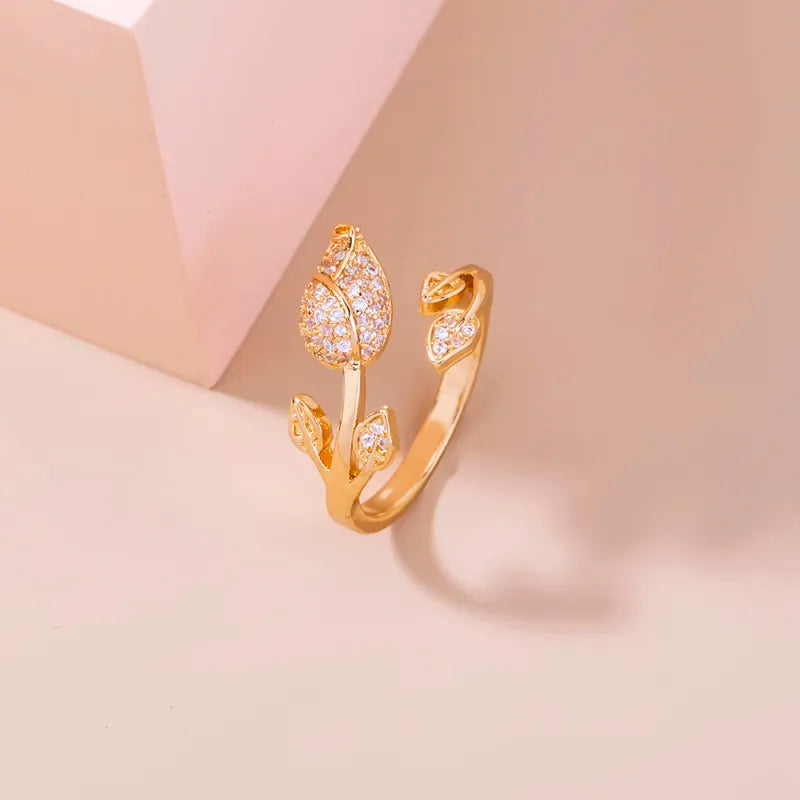 Vintage Flower Gem Ring