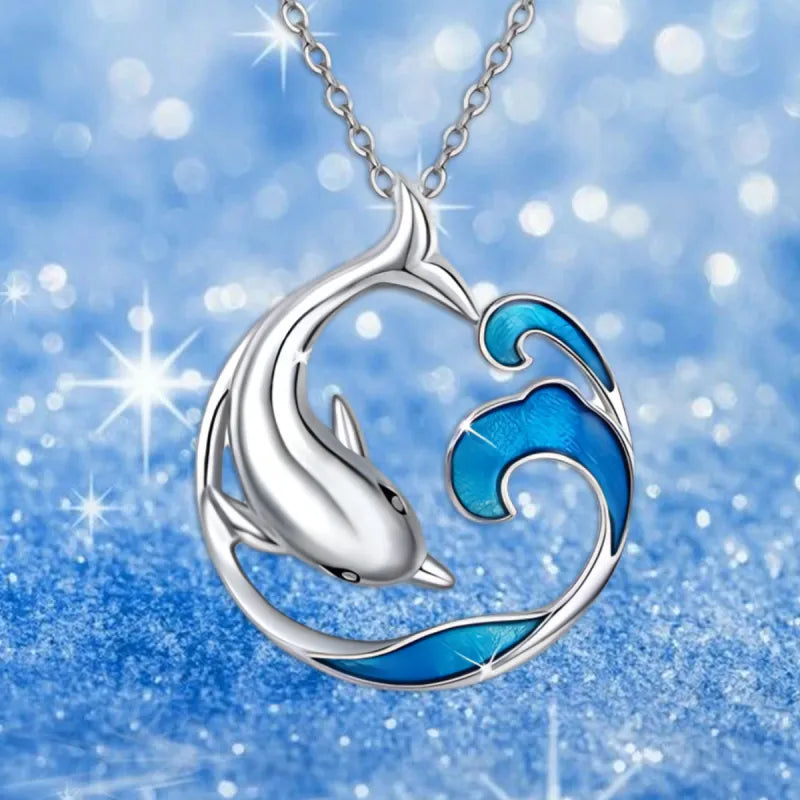 Vintage Dolphin Ocean Wave Round Necklace