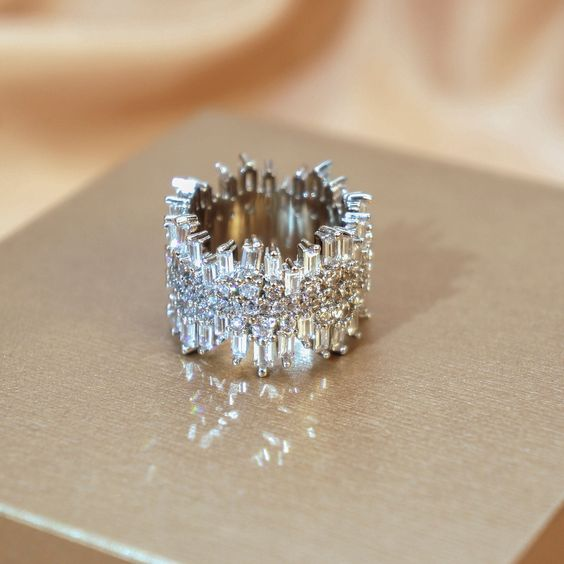 Vintage Silvers Bright Ring