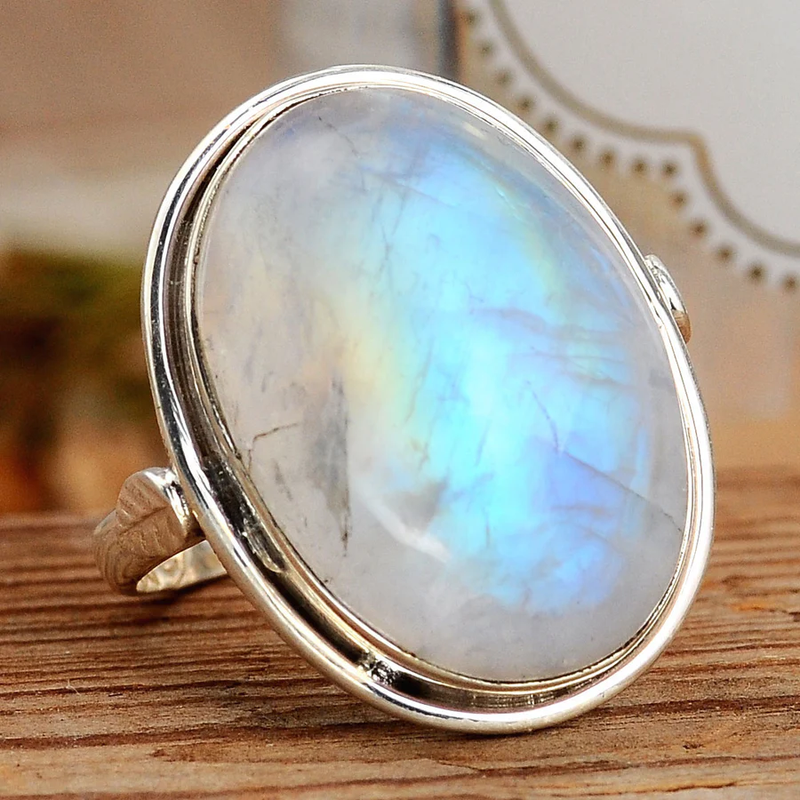 Vintage Oval Moonstone Ring