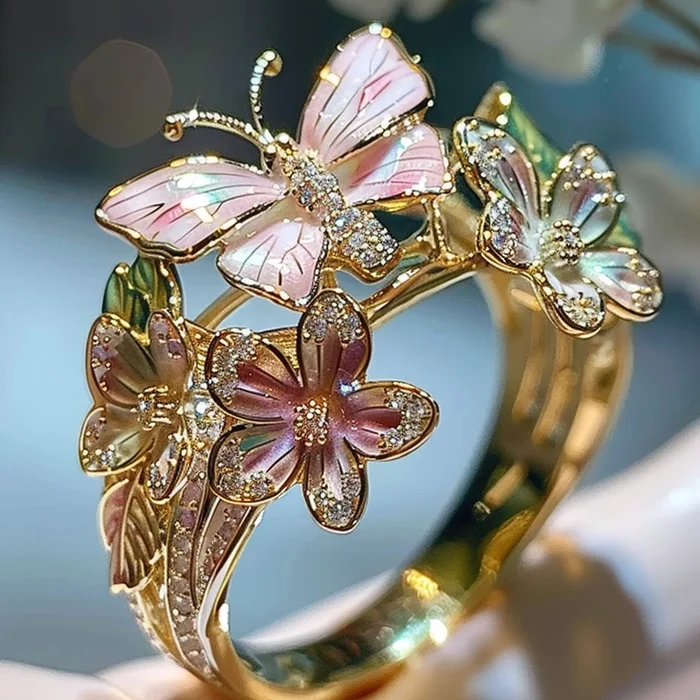 Vintage Golden Entrana Floral Ring-Lydieannejewelry