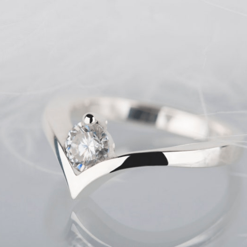 Vintage Pointed Silver Zirconia Ring-Lydieannejewelry