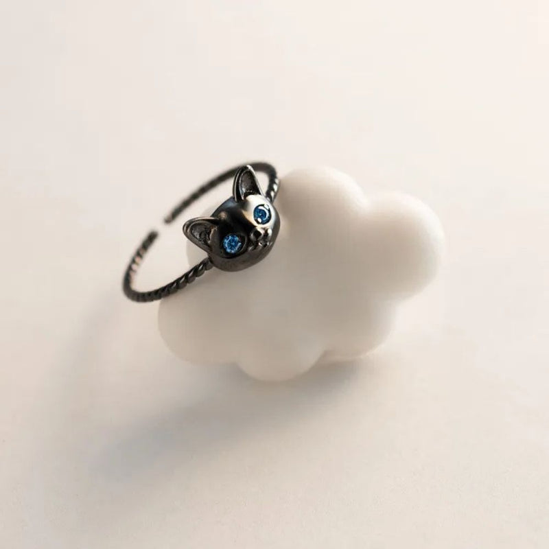 Vintage Cat Twist Wreath Ring