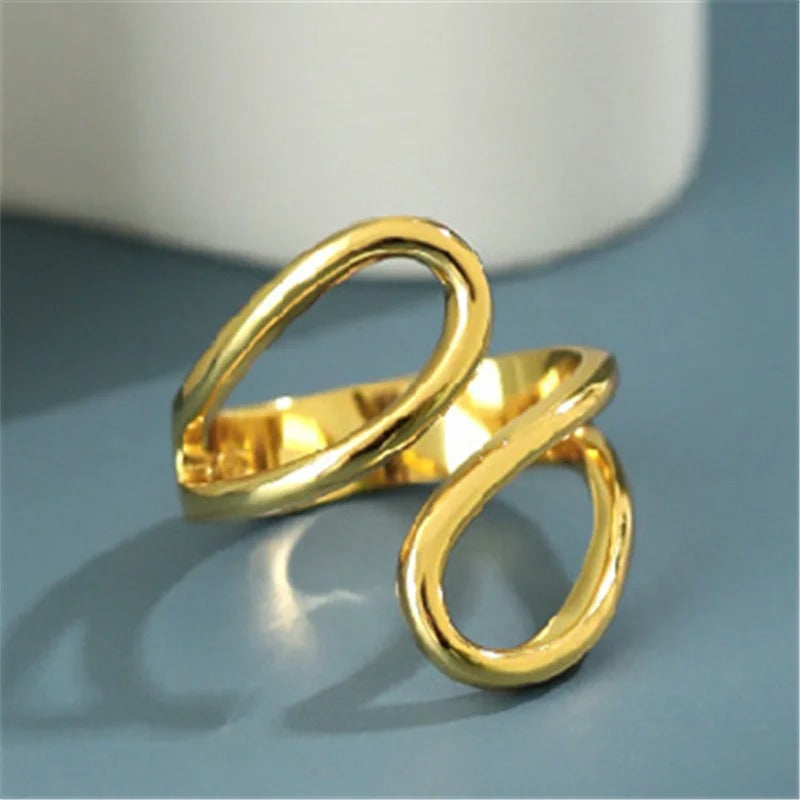 Retro Gold Timeless Curved Open-Loop Style Ring-Lydieannejewelry