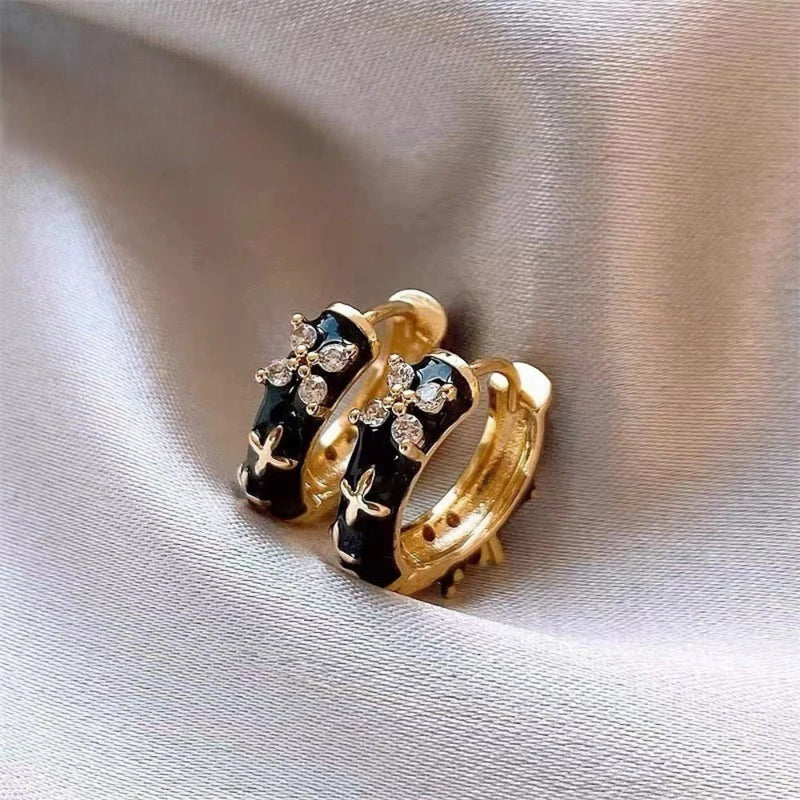 Vintage Gold & Black Enamel Flower Earrings-Lydieannejewelry