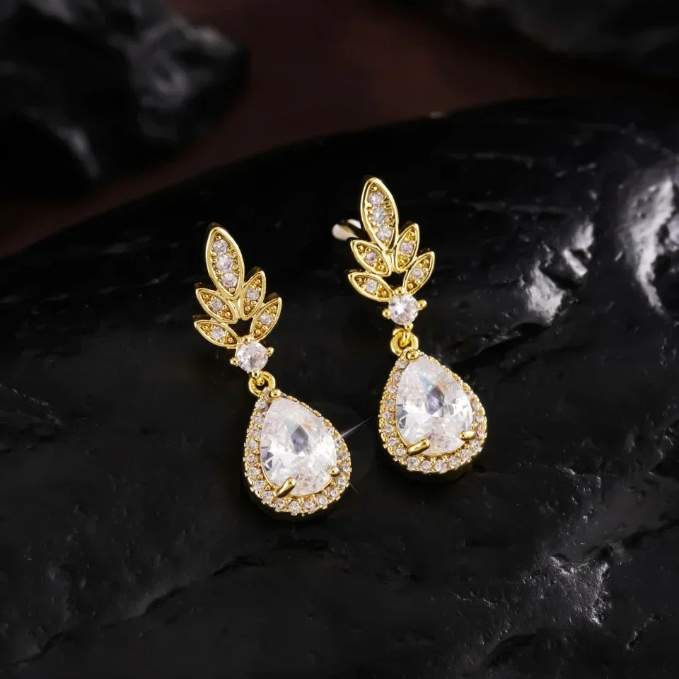 Gold Vintage Crystal Drop Earrings-Lydieannejewelry