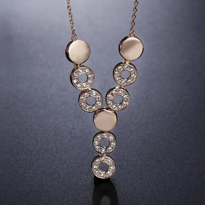 Vintage Rose Gold Crystal Circle Necklace-Lydieannejewelry