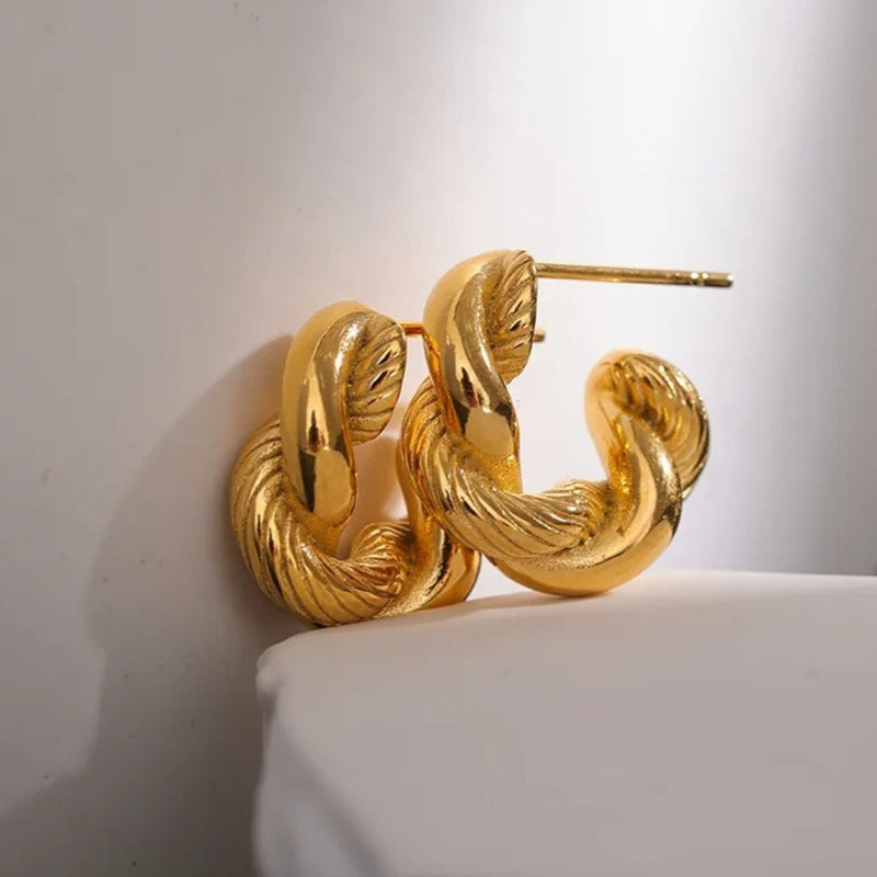 Vintage Gold Twist Hoop Earrings-Lydieannejewelry