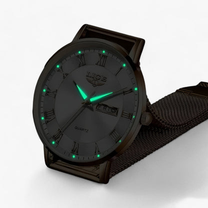 Elegant round steel mesh watch